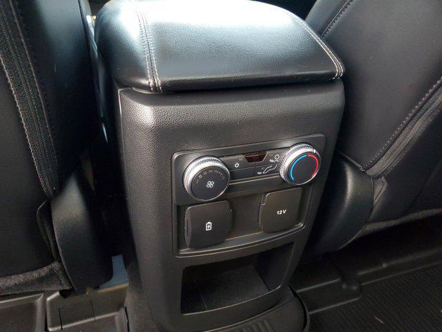 Photo of 2021 Star White Metallic Tri-Coat Ford Explorer