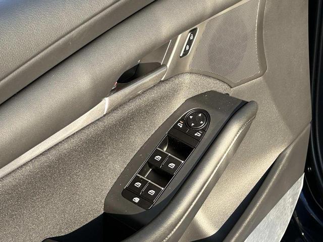 Photo of 2025 Deep Crystal Blue Mica Mazda Mazda3