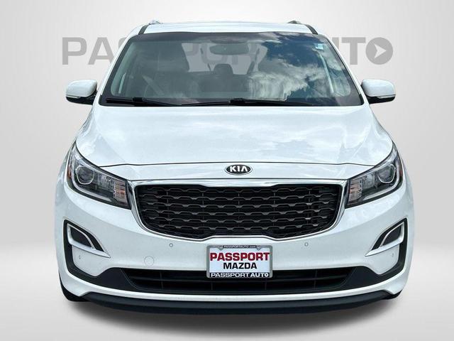 Photo of 2020 Snow White Pearl Kia Sedona