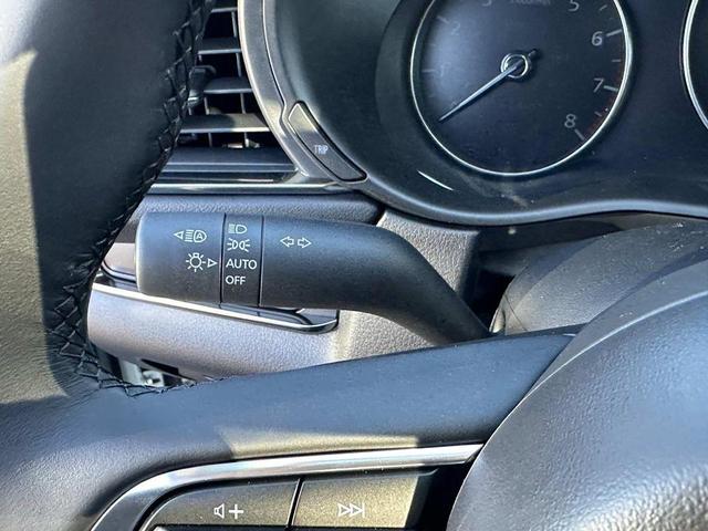 Photo of 2025 Snowflake White Pearl Mica Mazda CX-30