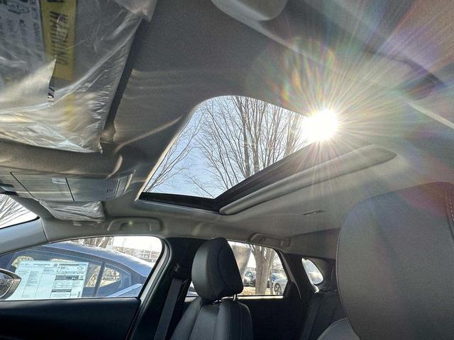 Photo of 2025 Snowflake White Pearl Mica Mazda CX-30