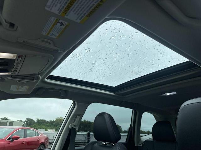 Photo of 2021 Crystal White Pearl Subaru Forester