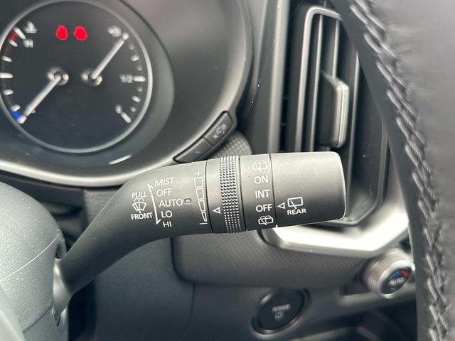 Photo of 2025 Wind Chill Pearl Mazda CX-50 Hybrid