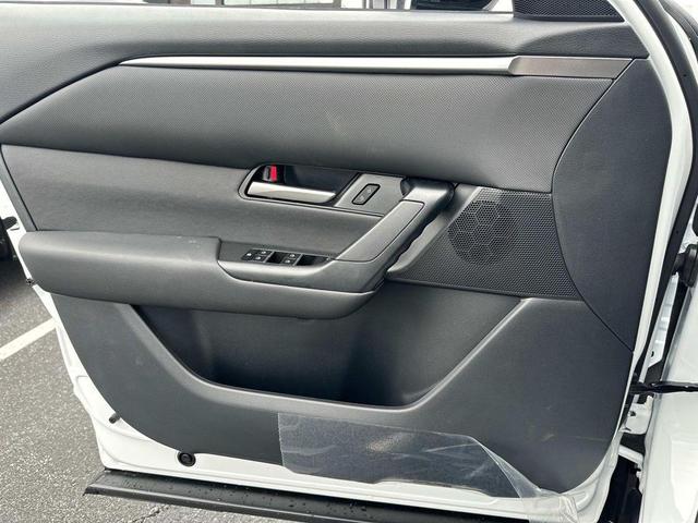 Photo of 2025 Wind Chill Pearl Mazda CX-50 Hybrid