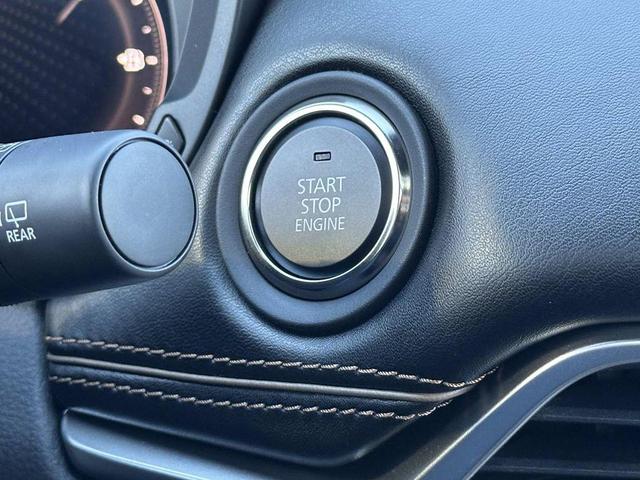 Photo of 2025 Rhodium Mazda CX-70