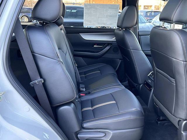 Photo of 2025 Rhodium Mazda CX-70