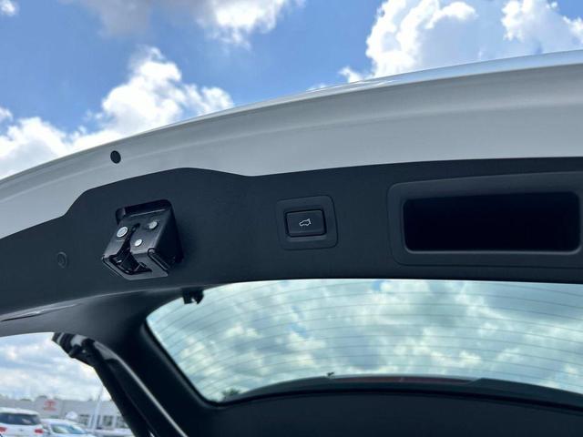 Photo of 2024 Rhodium White Metallic Mazda CX-5