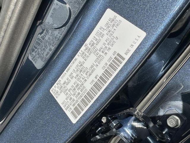 Photo of 2025 Blue Metallic Mazda CX-50