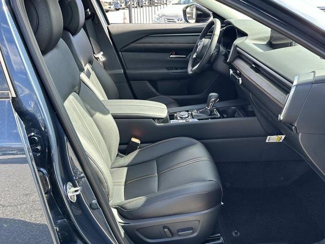 Photo of 2025 Blue Metallic Mazda CX-50