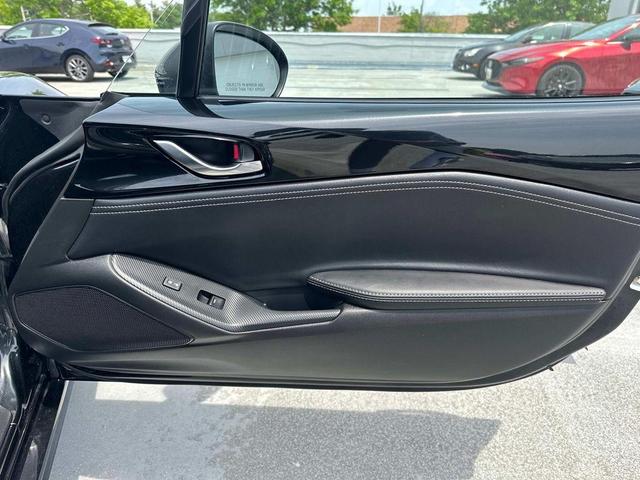 Photo of 2022 Jet Black Mica Mazda MX-5 Miata RF