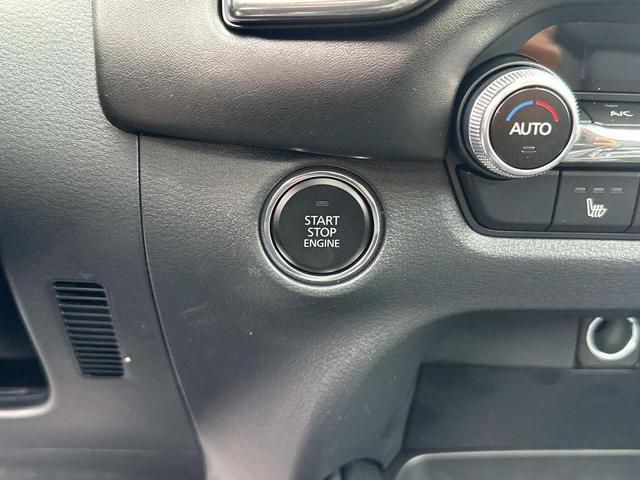 Photo of 2025 Wind Chill Pearl Mazda CX-50