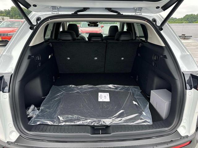 Photo of 2025 Wind Chill Pearl Mazda CX-50