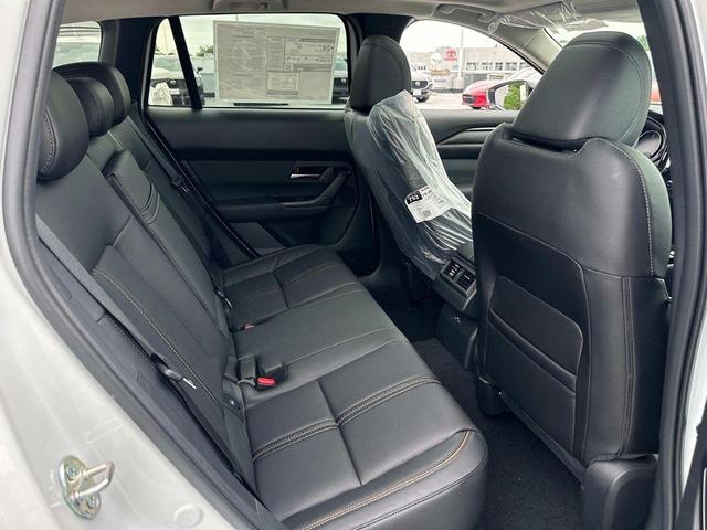 Photo of 2025 Wind Chill Pearl Mazda CX-50