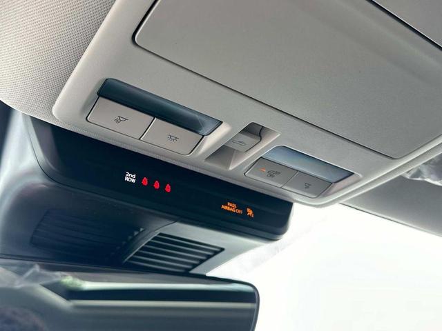 Photo of 2025 Wind Chill Pearl Mazda CX-50