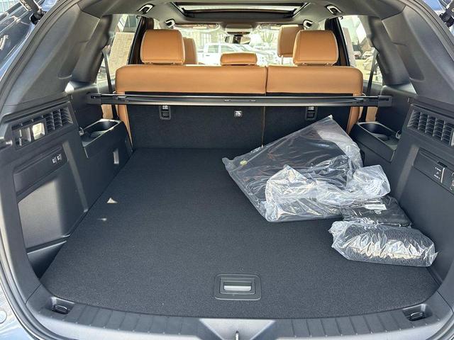 Photo of 2025 Polymetal Gray Metallic Mazda CX-70