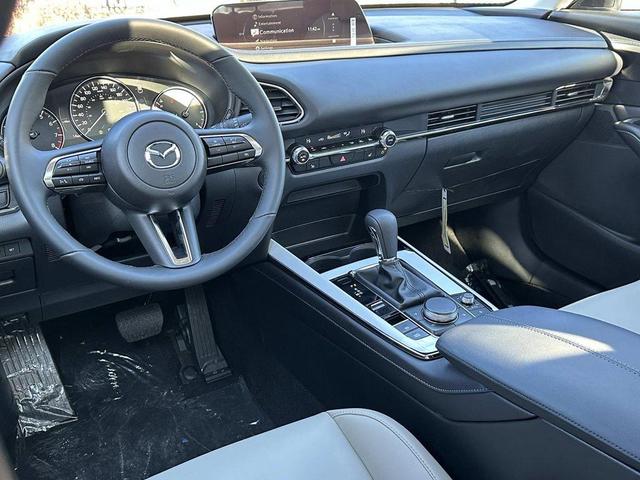Photo of 2025 Snowflake White Pearl Mica Mazda CX-30