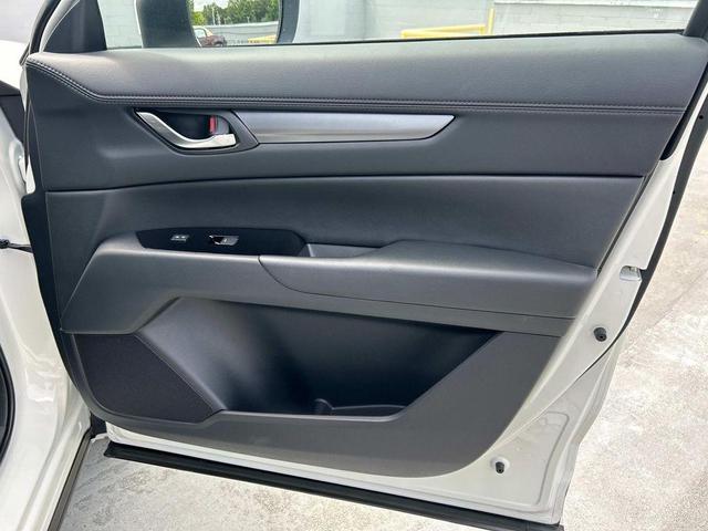 Photo of 2024 Rhodium White Metallic Mazda CX-5