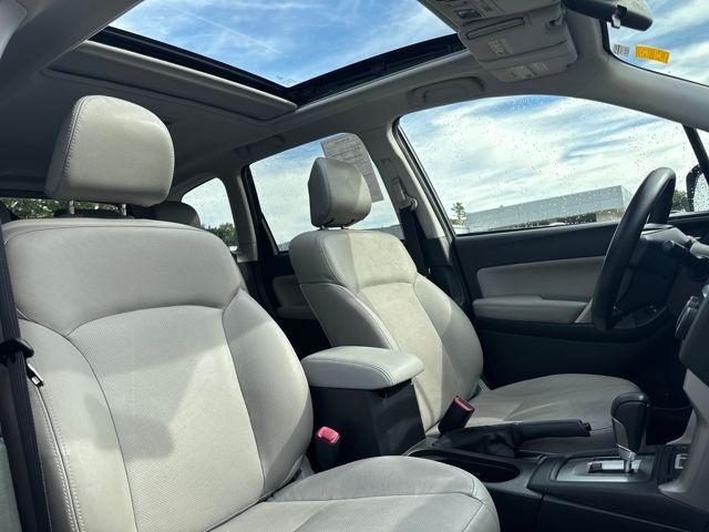 Photo of 2015 Dark Gray Metallic Subaru Forester