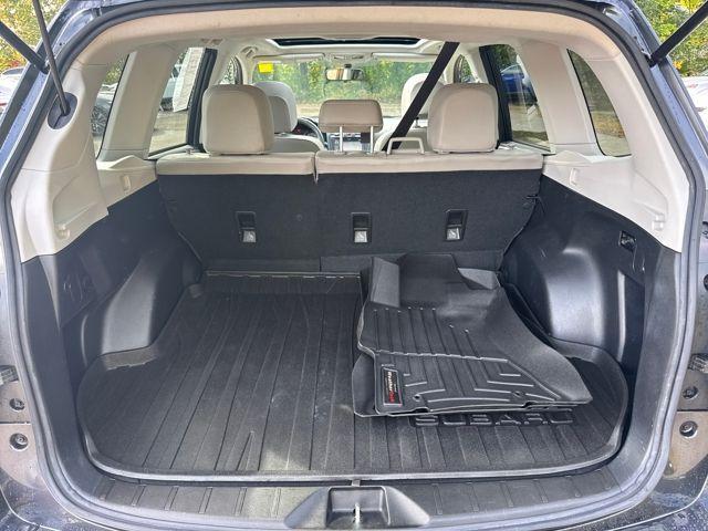 Photo of 2015 Dark Gray Metallic Subaru Forester