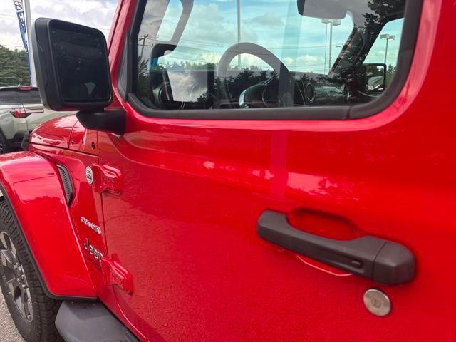 Photo of 2019 Firecracker Red Clearcoat Jeep Wrangler Unlimited