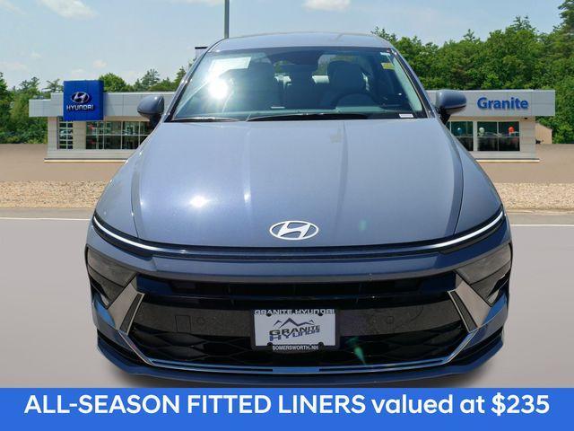 Photo of 2025 Blue Hyundai SONATA Hybrid