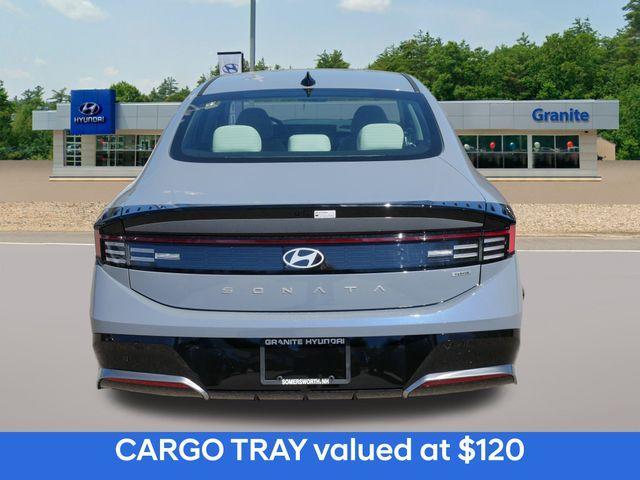 Photo of 2025 Blue Hyundai SONATA Hybrid