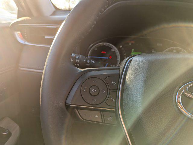 Photo of 2023 Celestial Black Toyota Venza