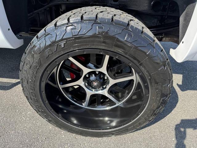 Photo of 2018 White Chevrolet Silverado 1500