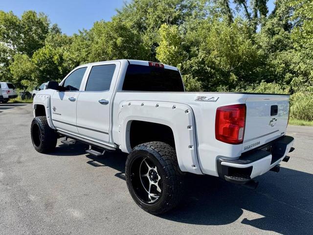 Photo of 2018 White Chevrolet Silverado 1500