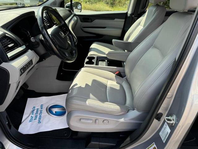 Photo of 2019 Silver Honda Odyssey