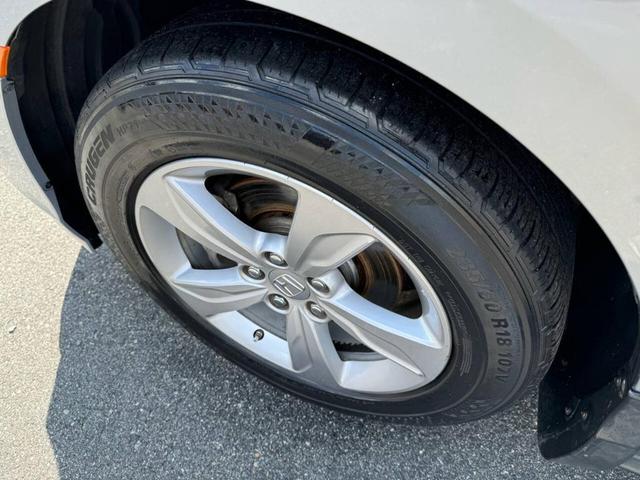 Photo of 2019 Silver Honda Odyssey
