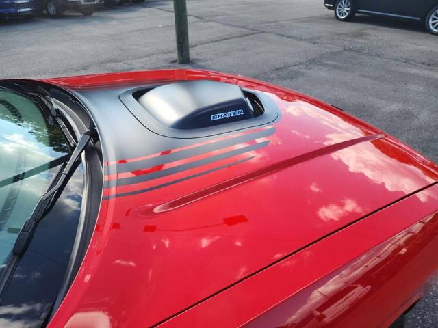 Photo of 2015 Red Dodge Challenger