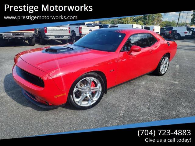 Photo of 2015 Red Dodge Challenger