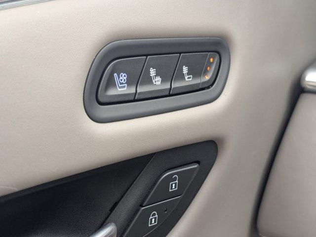 Photo of 2022 Crystal White Tricoat Cadillac Escalade