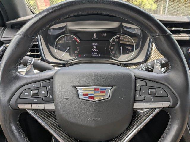 Photo of 2021 Shadow Metallic Cadillac XT6