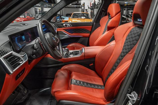 Photo of 2025 Black Sapphire Metallic BMW X5 M