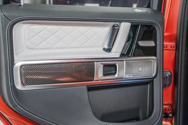 Photo of 2025 MANUFAKTUR Signature Copper Orange Magno Mercedes-Benz AMG G 63