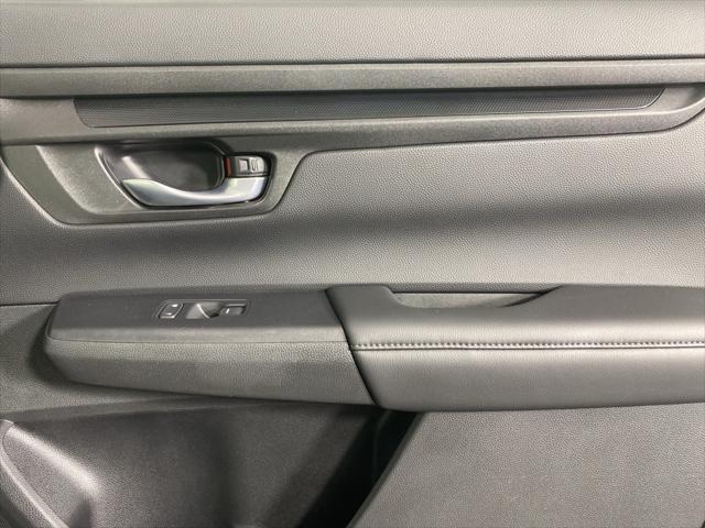 Photo of 2023 Crystal Black Pearl Honda CR-V