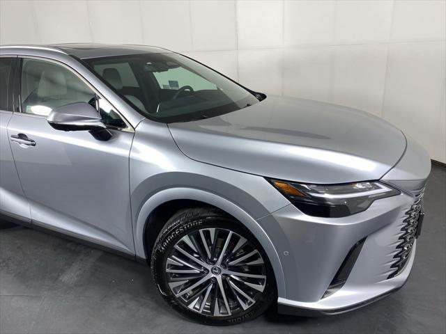 Photo of 2024 Iridium Lexus RX 350