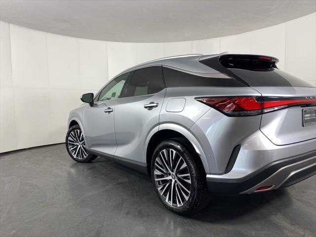 Photo of 2024 Iridium Lexus RX 350