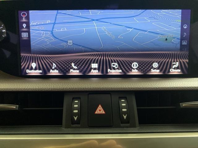 Photo of 2019 Eminent White Pearl Lexus ES 350