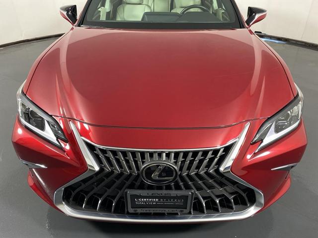 Photo of 2024 Matador Red Mica Lexus ES 350