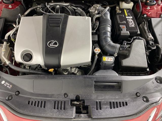 Photo of 2019 Matador Red Mica Lexus ES 350