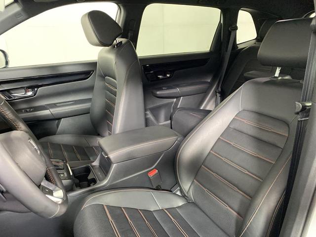 Photo of 2024 Platinum White Pearl Honda CR-V Hybrid