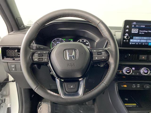 Photo of 2024 Platinum White Pearl Honda CR-V Hybrid