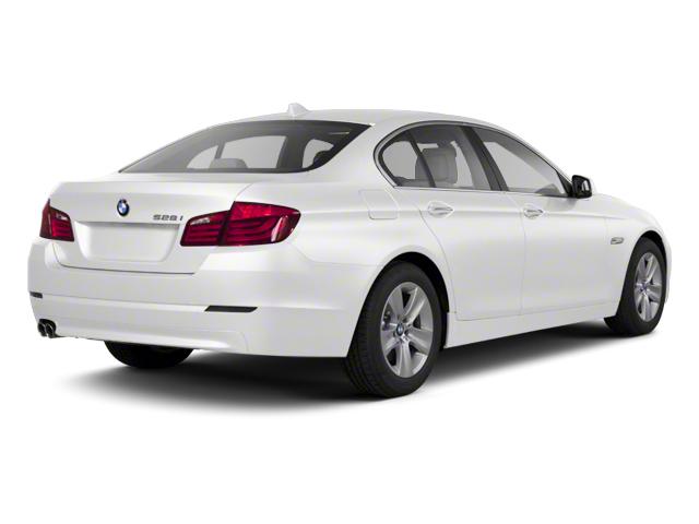 Photo of 2013 Alpine White BMW 535