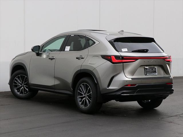 Photo of 2025 Atomic Silver Lexus NX 350