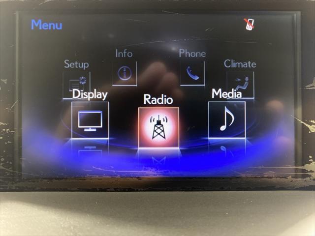 Photo of 2015 Eminent White Pearl Lexus NX 200t