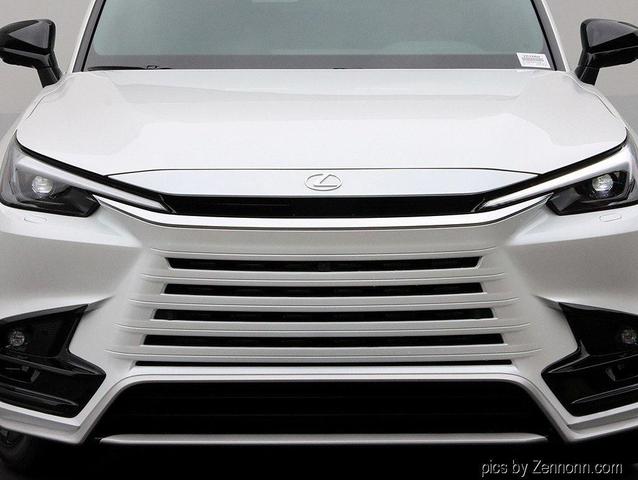 Photo of 2025 Wind Chill Prl Lexus TX 350