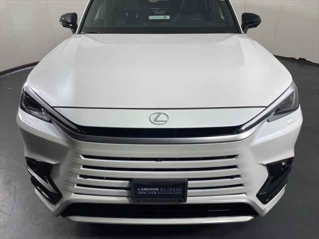 Photo of 2025 Wind Chill Pearl Lexus TX 350